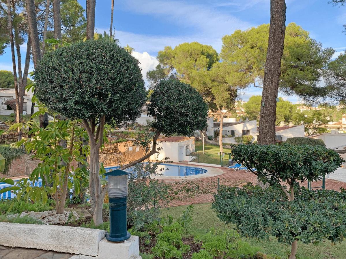 Bungalow With Large Terrace In A Quiet Park - Beach Nearby Ситио-де-Калаонда Экстерьер фото