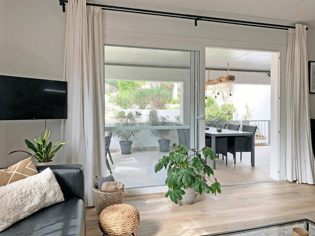Bungalow With Large Terrace In A Quiet Park - Beach Nearby Ситио-де-Калаонда Экстерьер фото